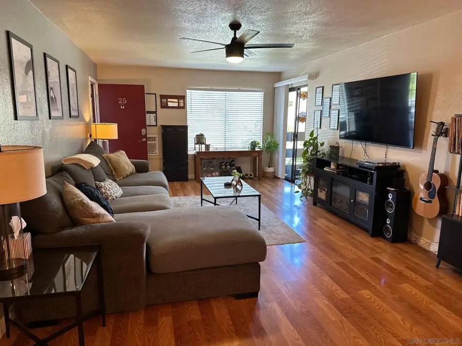 425 Autumn Dr #25, San Marcos, CA 92069 - Image #3