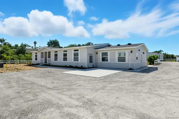 2080-82 Curtis, Vista, CA 92084