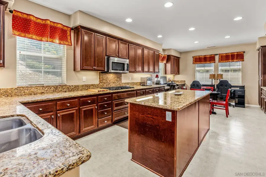 32137 Sycamore Ct, Temecula, CA 92592 - Image #3