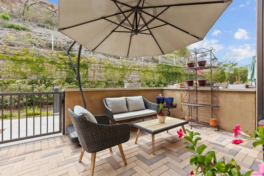 1119 Delpy View Ln, Vista, CA 92084 - Image #3