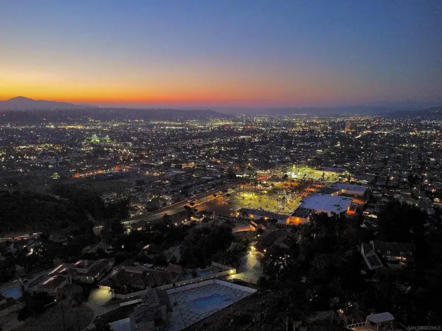 5346 Grandridge Rd, El Cajon, CA 92020 - Image #2