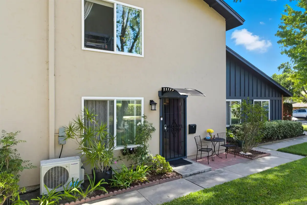 11020 Via Parma, San Diego, CA 92129 - Image #1