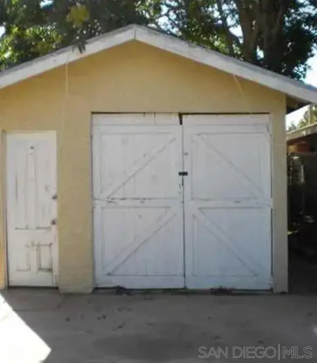 3925 Mennes, Riverside, CA 92509 - Image #2