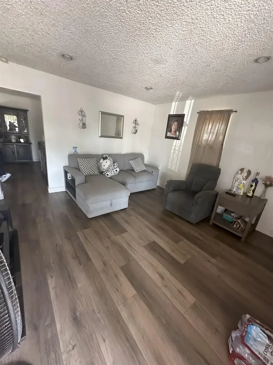 3925 Mennes, Riverside, CA 92509 - Image #3