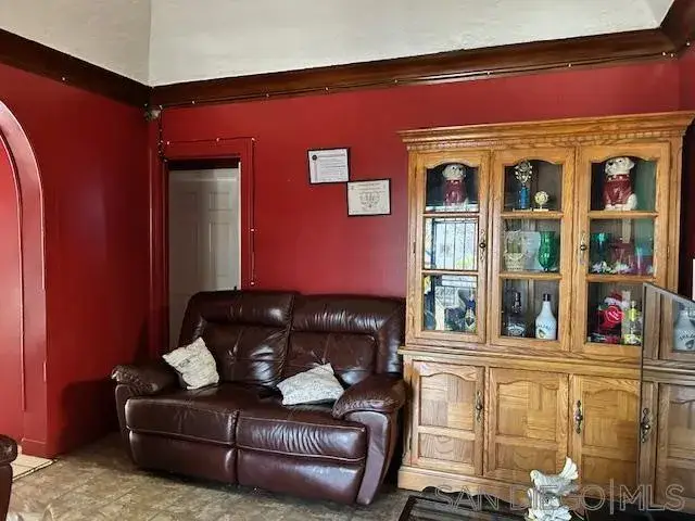 7223 Seville Ave, Huntington Park, CA 90255 - Image #2