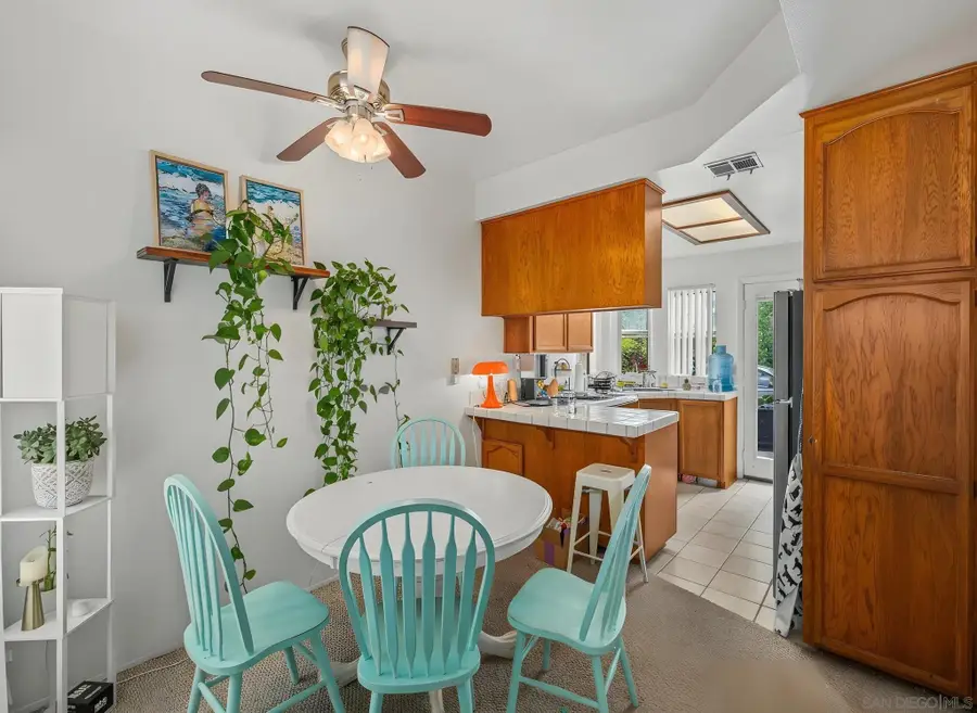 976 Sapphire Street, Pacific Beach, CA 92109 - Image #2