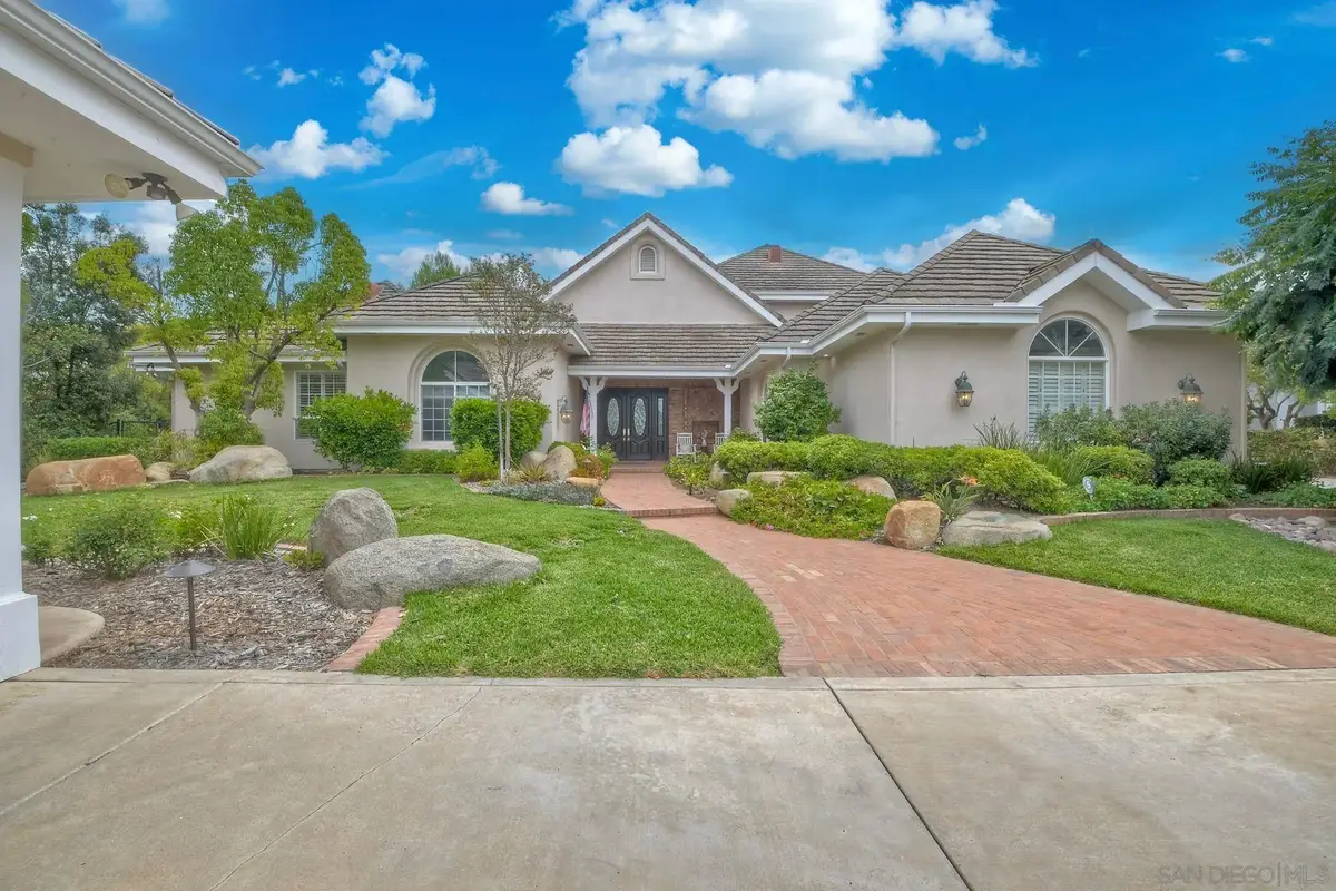 15621 Oakstand Rd, Poway, CA 92064 - #1