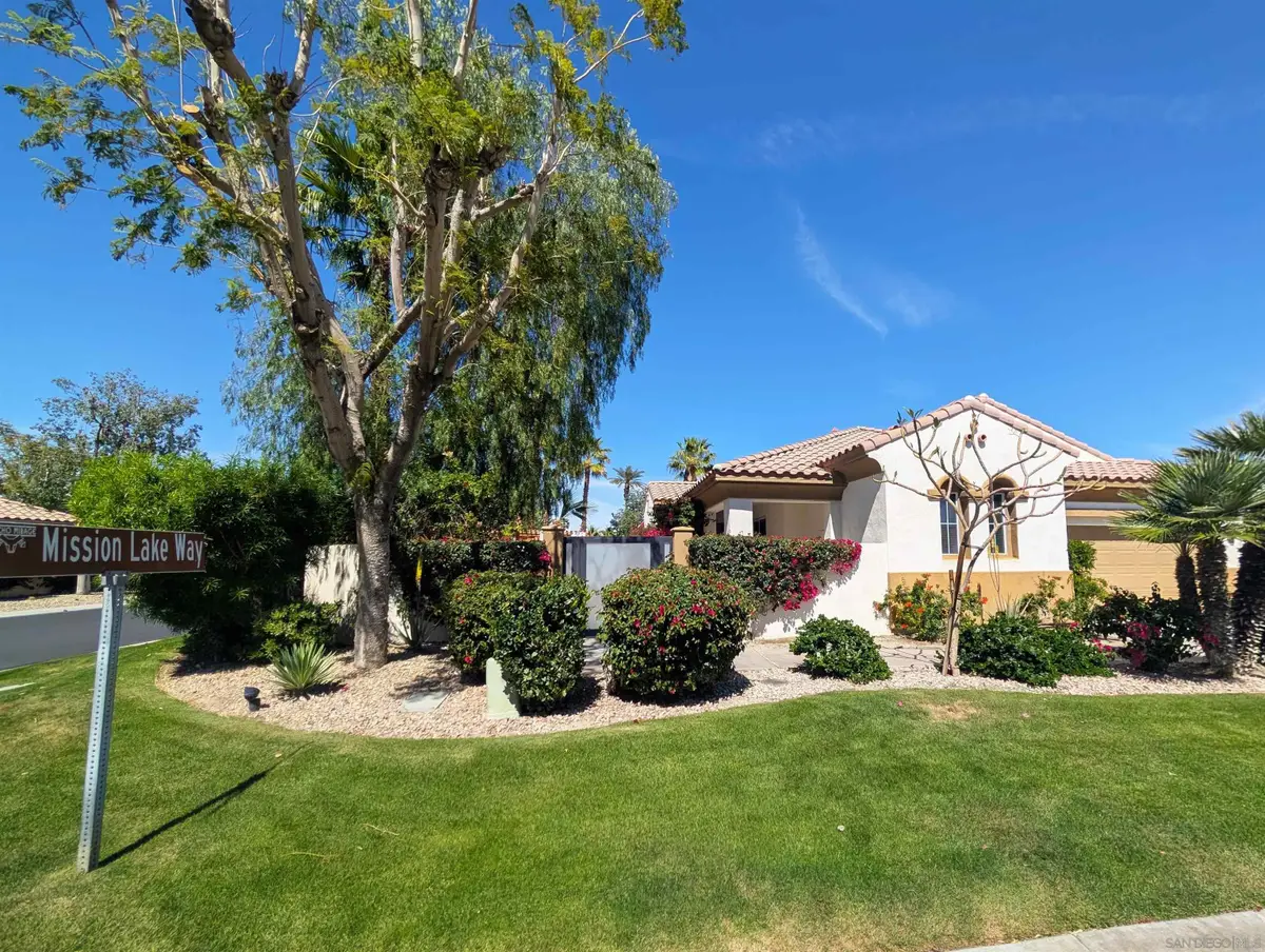 102 Mission Lake Way, Rancho Mirage, CA 92270 - Image #1