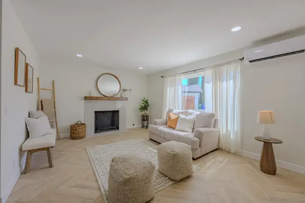 10805 Eberly Ct, San Diego, CA 92126