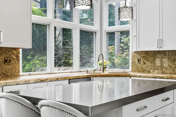 9703 Keeneland Row, La Jolla, CA 92037