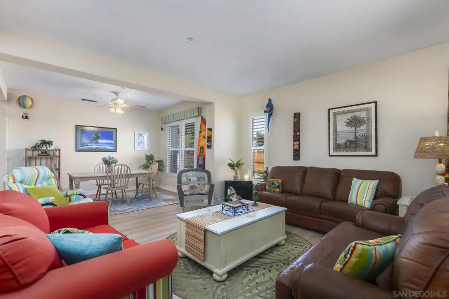 1935 Cresthaven Dr, Vista, CA 92084 - Image #2