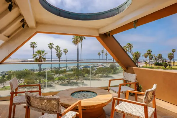 2617 Ocean Front Walk, San Diego, CA 92109