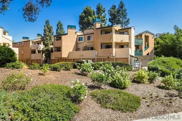 9785 Mesa Springs Way #74, San Diego, CA 92126