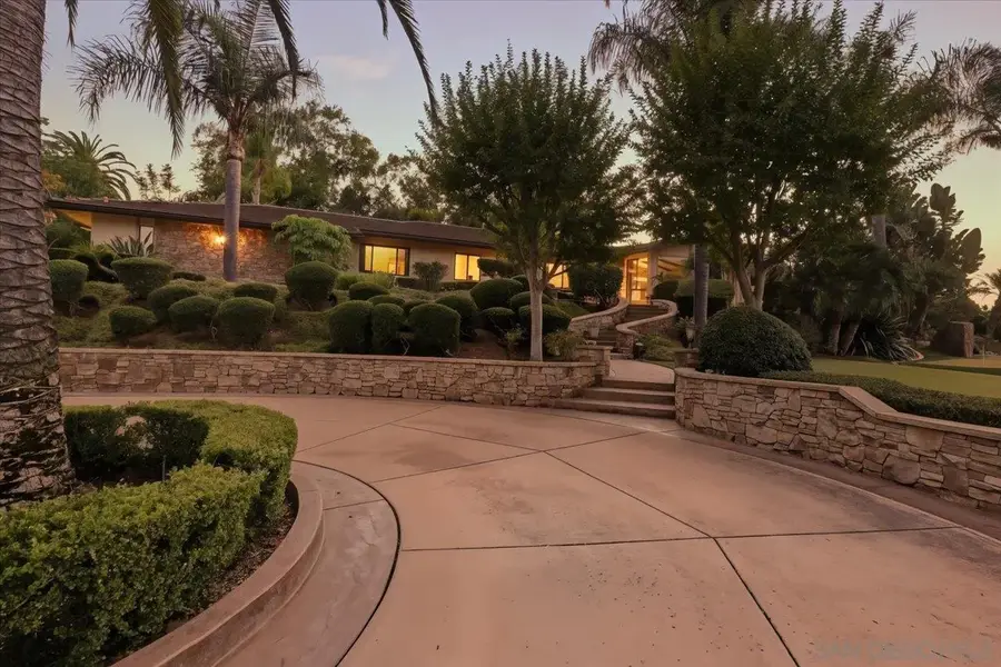 2927 Circle Drive, Escondido, CA 92029 - Image #2