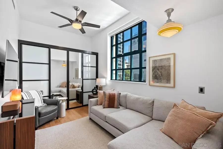 700 W E St #403, San Diego, CA 92101 - Image #2