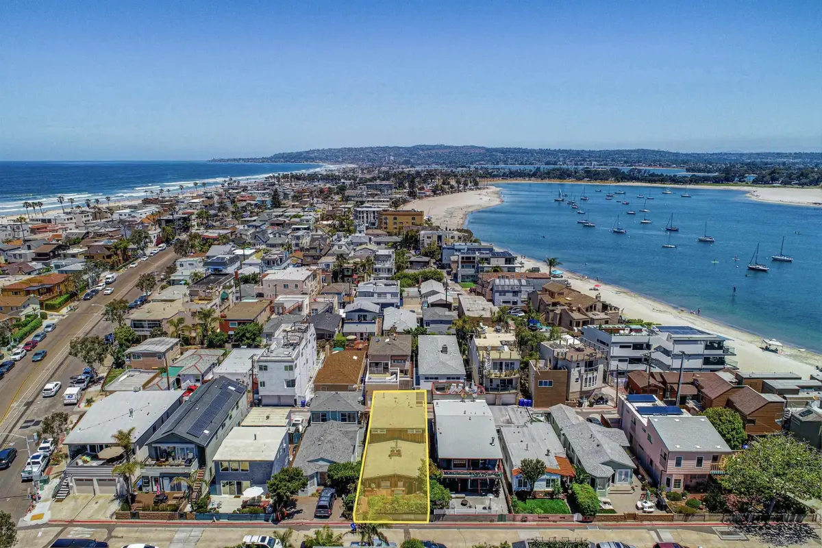 818-820 San Luis Rey Place, San Diego, CA 92109 - Image #1