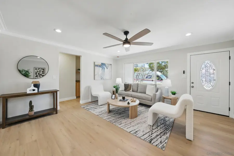 5460 Gilbert Dr, San Diego, CA 92115 - Image #3