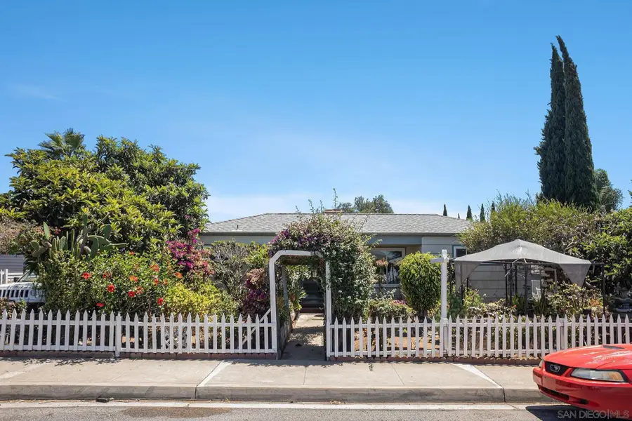 74 E St, Chula Vista, CA 91910 - Image #3