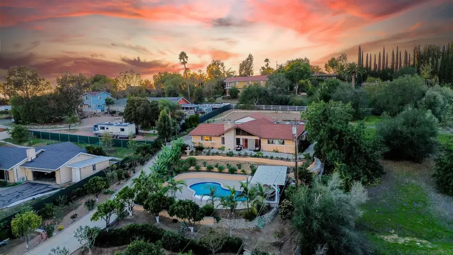 732 Hamilton Lane, Fallbrook, CA 92028 - Image #3