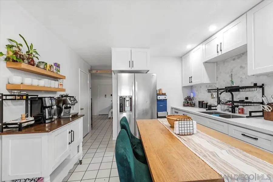 2127 Berry St, Lemon Grove, CA 91945 - Image #2