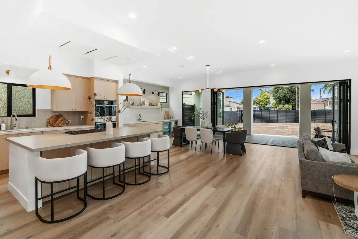 1826 Galveston St, San Diego, CA 92110 - Image #1