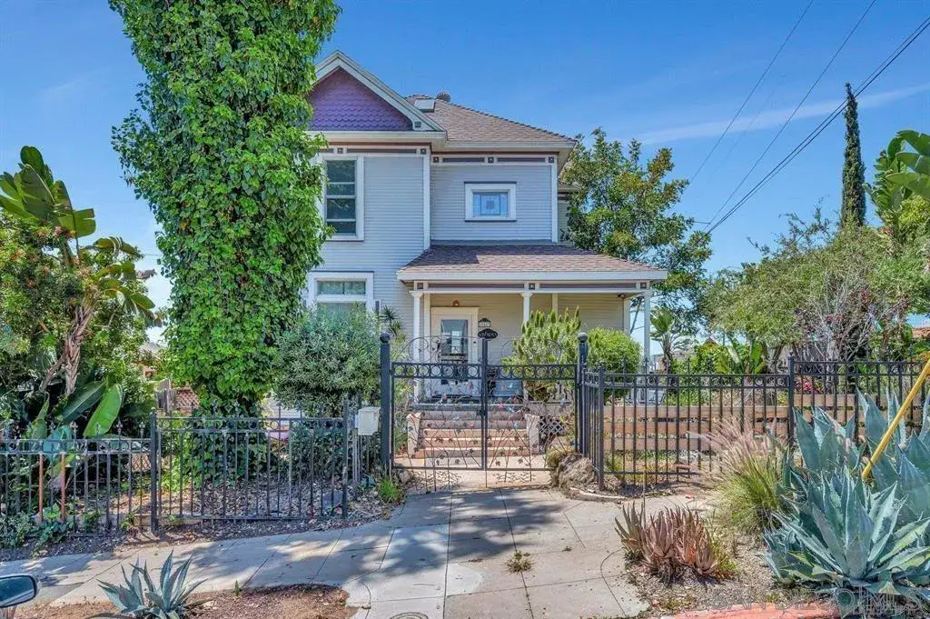 2068 Front St, San Diego, CA 92101 - Image #1