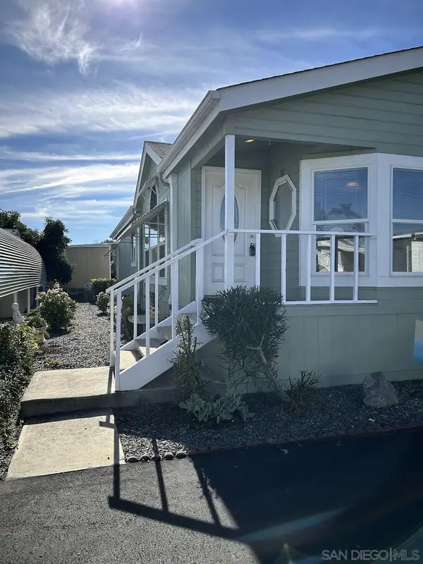 1501 Anza Avenue #39, Vista, CA 92084