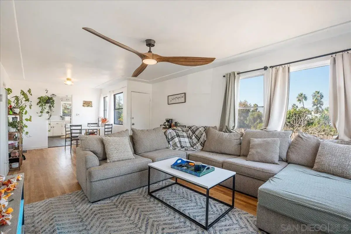 4495 Montalvo St, San Diego, CA 92107 - Image #1