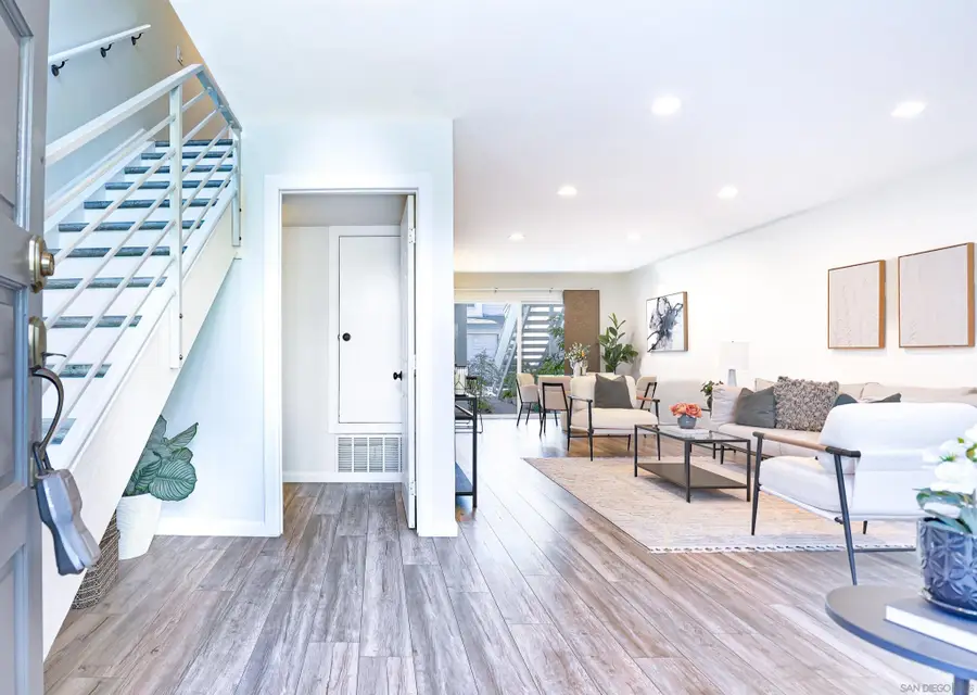 4064 Crystal Dawn #105, San Diego, CA 92122 - Image #3