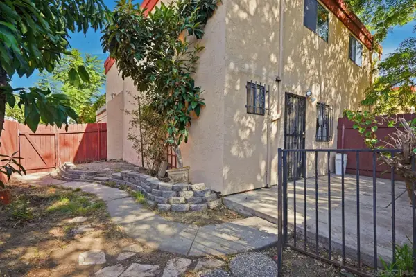 606 S Mollison Ave #A, El Cajon, CA 92020