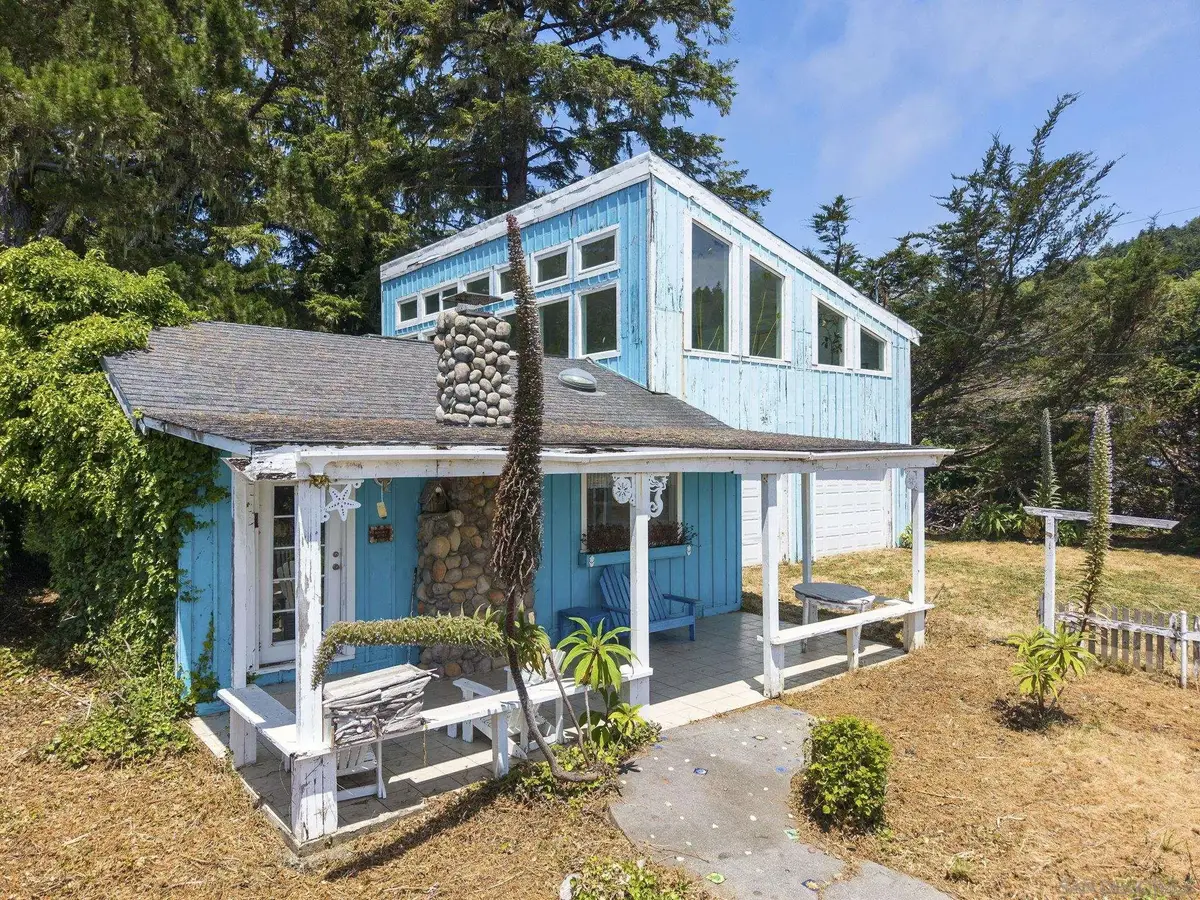 101 Salmon Harbor Rd, Smith River, CA 95567 - Image #1