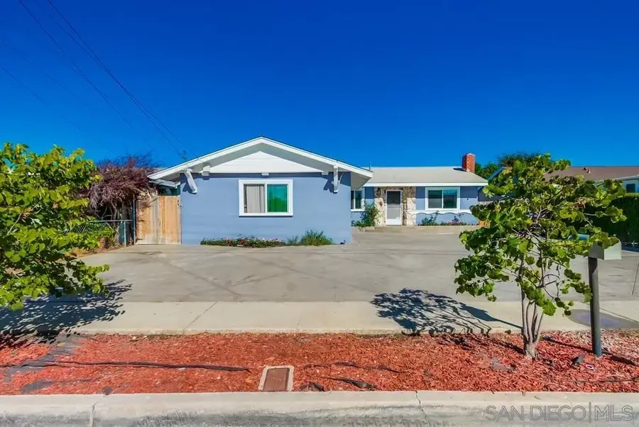 634 Daisy Street, Escondido, CA 92027 - Image #2