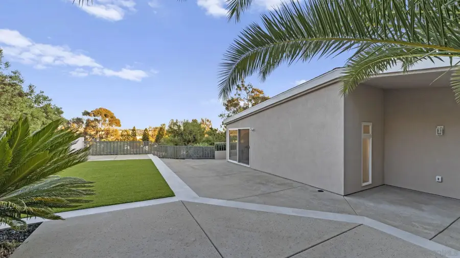 4909 Pacifica Dr, San Diego, CA 92109 - Image #3