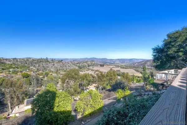 2848 Sunset Hills, Escondido, CA 92025