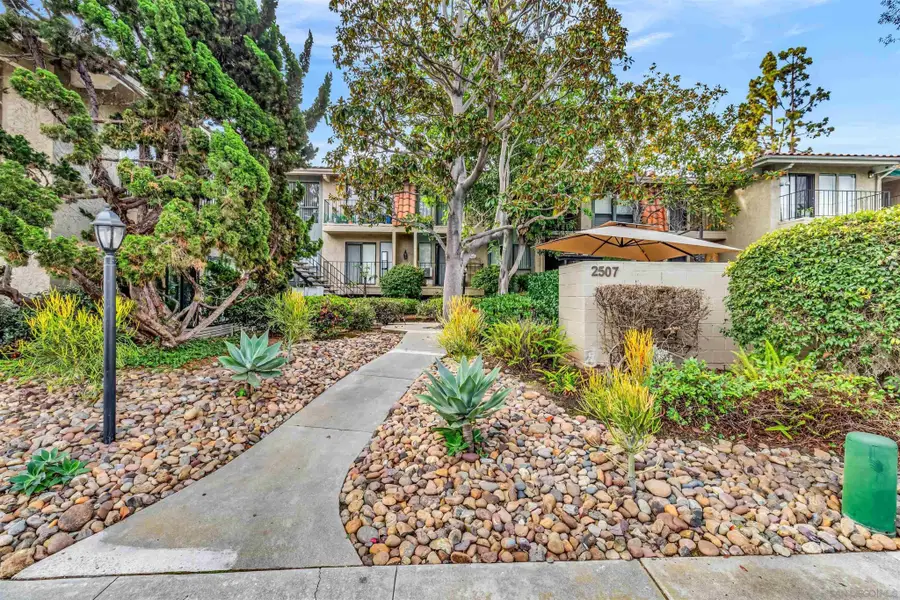 2507 Navarra Dr #202, Carlsbad, CA 92009 - Image #3