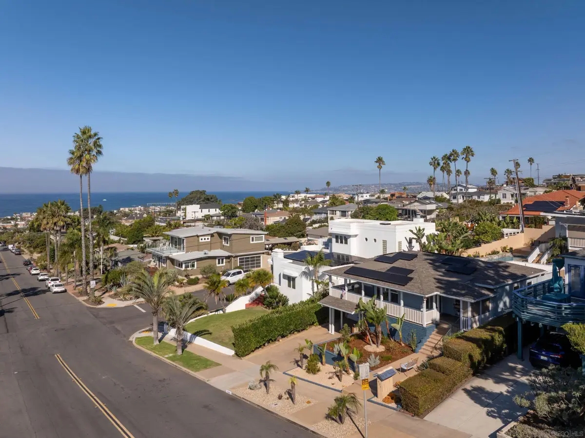 4484 Orchard Ave, San Diego, CA 92107 - Image #1