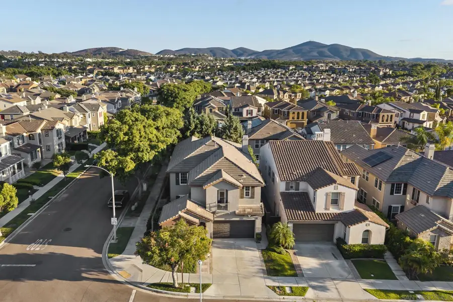 17155 Albert Ave, San Diego, CA 92127 - Image #2