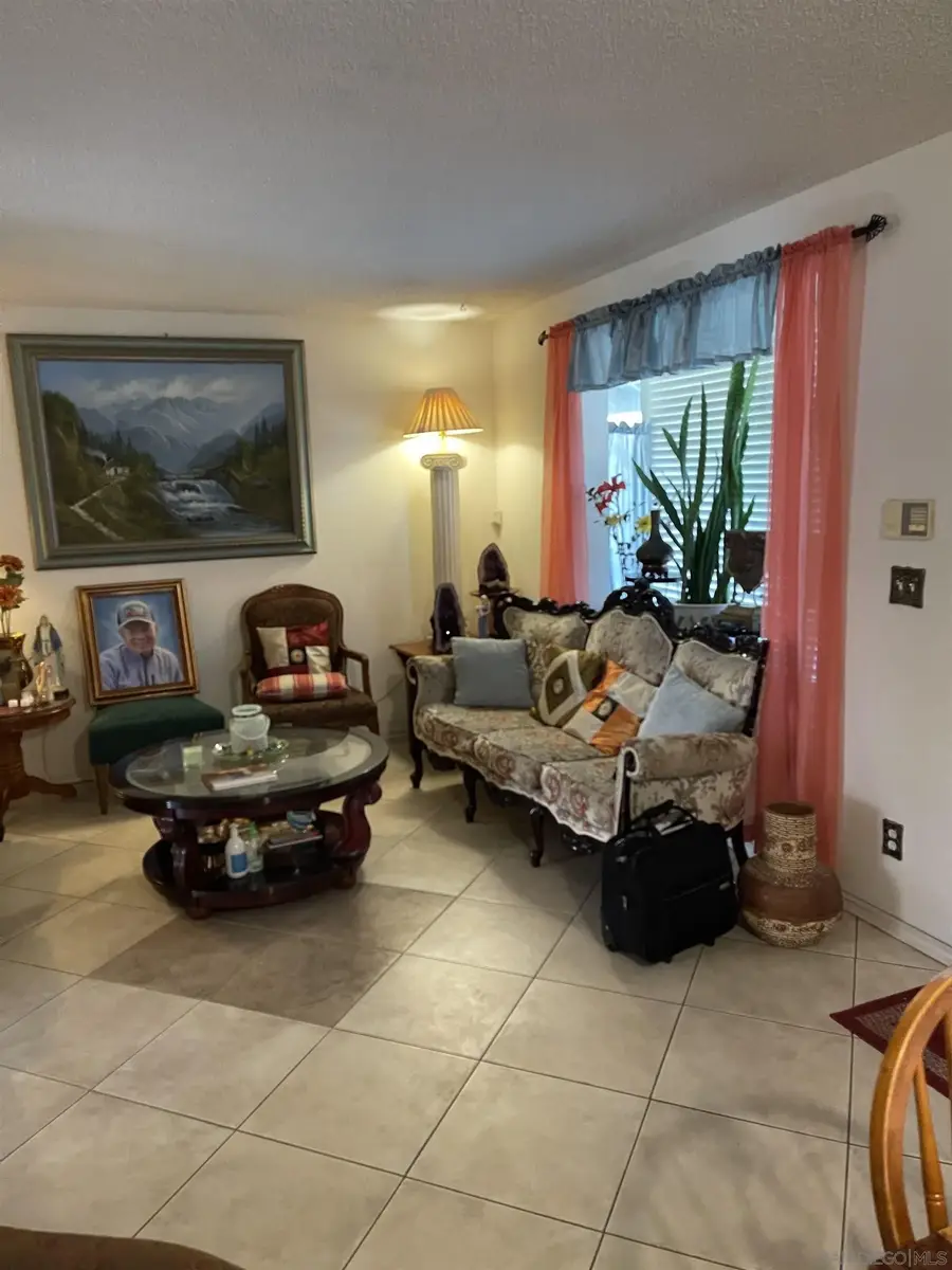 7483 Tooma #B, San Diego, CA 92139 - Image #3