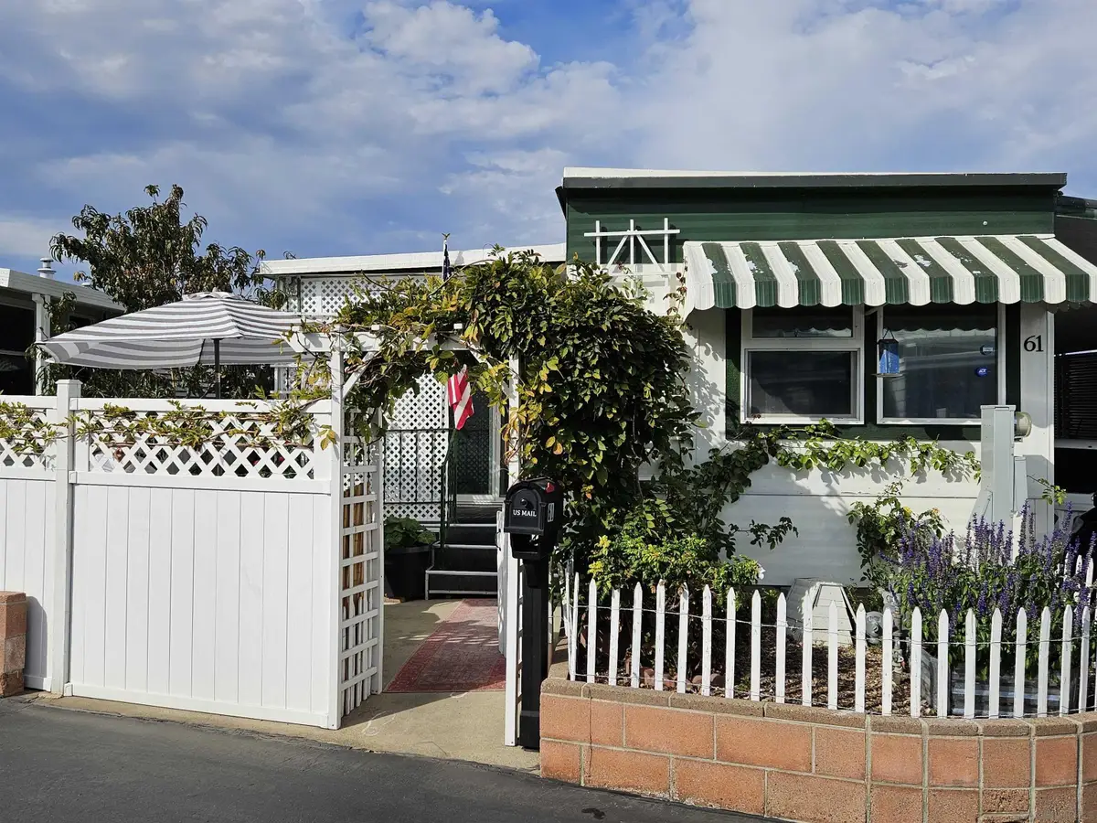 61 Hummingbird Ln, Oceanside, CA 92057 - Image #1