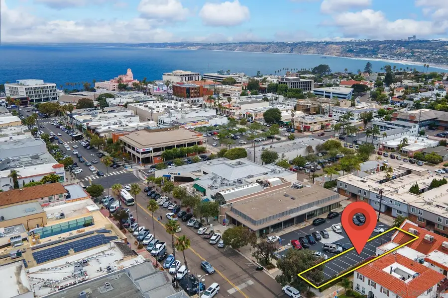 7733 Girard Ave #13, La Jolla, CA 92037 - Image #2