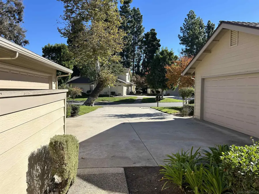 10450 Ridgewater Ln, San Diego, CA 92131 - Image #3