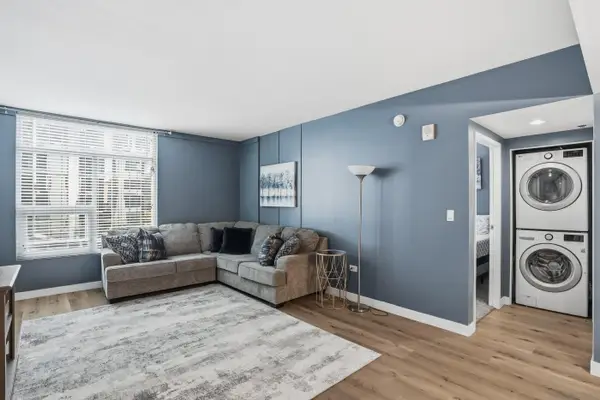 425 W Beech St #314, San Diego, CA 92101