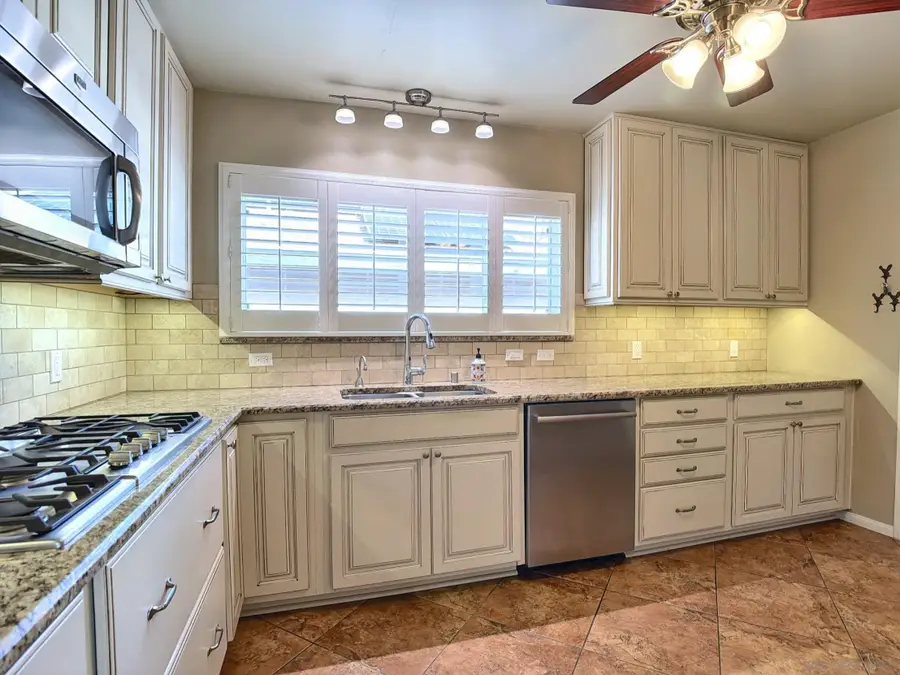 758 Applewood Drive, El Cajon, CA 92021 - Image #2