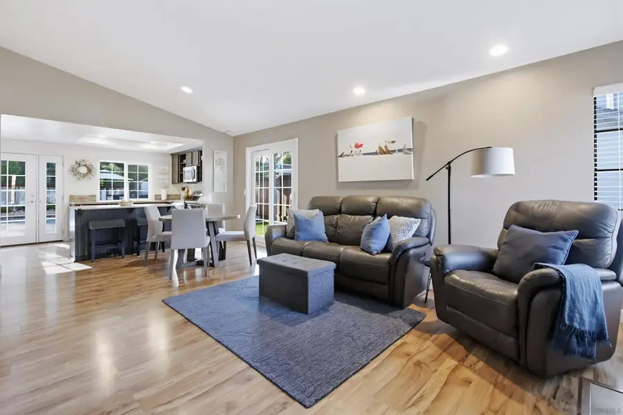 12085 Eastglen St, San Diego, CA 92131 - Image #3