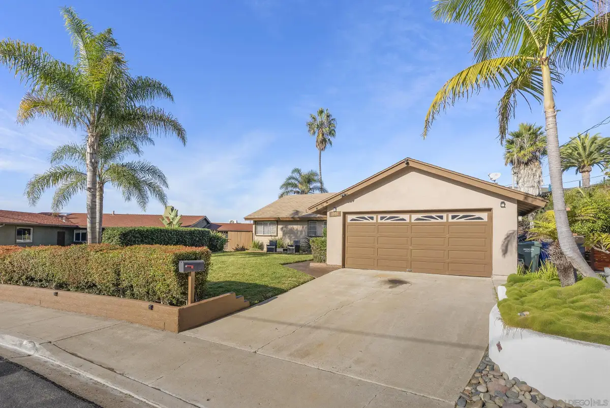 1007 Genie Ln, Cardiff By The Sea, CA 92007 - Image #1