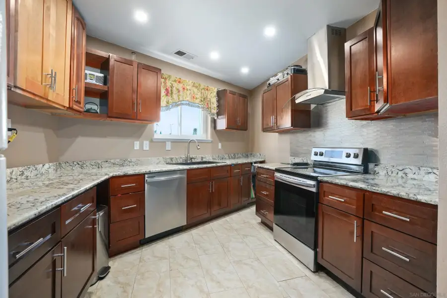 553 3rd Ave, Redwood City, CA 94063 - Image #3