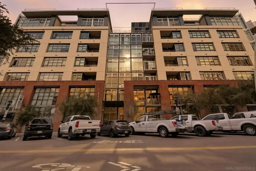 1050 Island Ave #422, San Diego, CA 92101 - Image #2