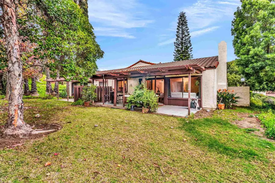 2015 Daren Glen, Escondido, CA 92026 - Image #2