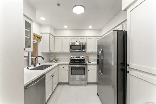 18752 Caminito Cantilena #166, San Diego, CA 92128