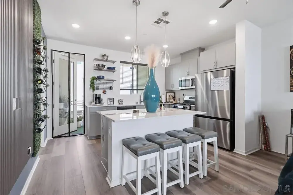 5474 Seacliff Pl #36, San Diego, CA 92154 - Image #1